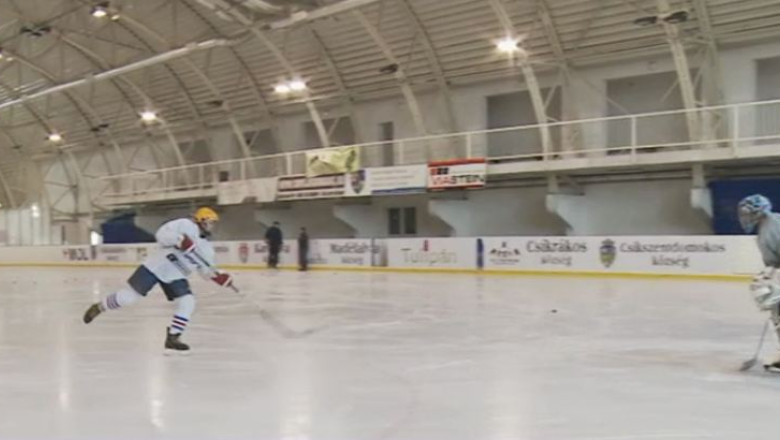 O comuna din Harghita are un patinoar mai modern decat Bucurestiul Imagine