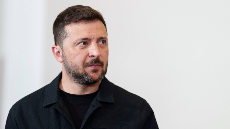 O delegatie din Ucraina va merge in SUA pentru discutii cu miza mare. Zelenski: „Trump vrea sa ne vada la masa negocierilor” Imagine