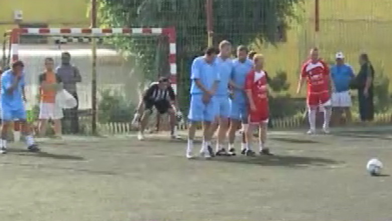 O echipa din Bacau, vicecampioana la minifotbal Imagine