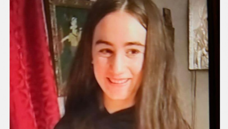O fata de 16 ani a disparut de acasa. Politia cere ajutorul pentru gasirea ei Imagine