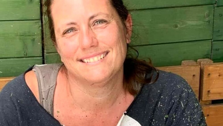 O femeie bolnava de cancer a murit dupa ce a fost tratata cu ceaiuri si meditatie si operata pe o masa de bucatarie Imagine