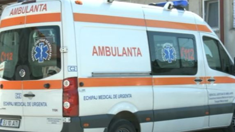 O femeie din Bumbesti-Jiu, insarcinata cu gemeni, a asteptat doua ore o masina de Ambulanta Imagine