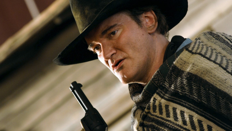 O femeie din Crimeea ocupata a fost amendata de autoritatile ruse pentru o mema cu Tarantino. „Promova unui stil de viata fara copii” Imagine