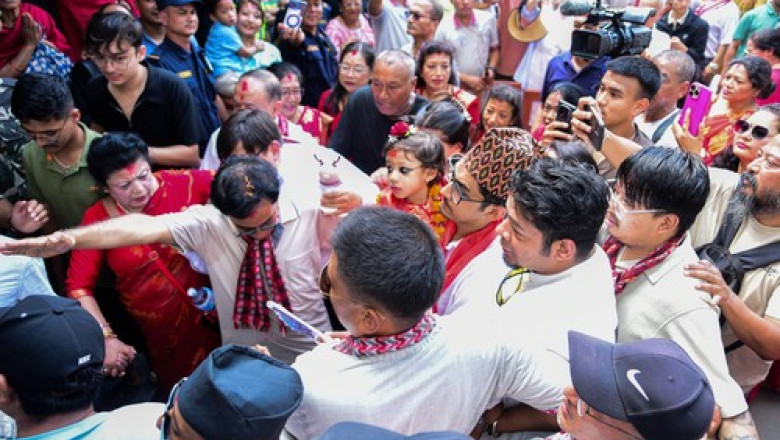 O fetita de 2 ani a fost aleasa zeita vie, in Nepal. Ce semnificatie are traditia controversata Imagine