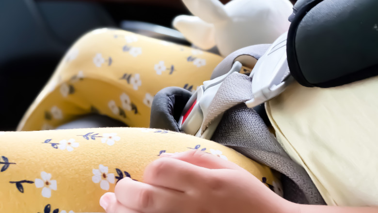 O fetita de un an din Italia a fost gasita moarta intr-o masina parcata, dupa ce tatal a uitat sa o lase la cresa Imagine