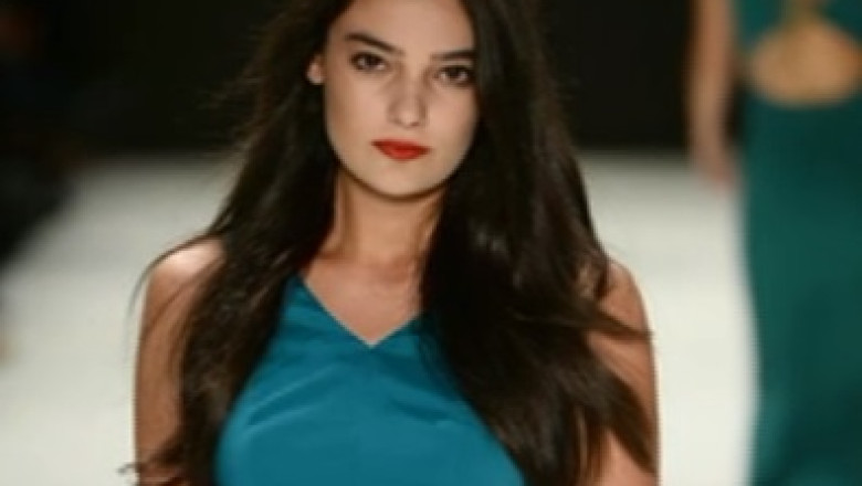 O fosta Miss Turcia risca sa faca inchisoare pentru o postare pe internet Imagine