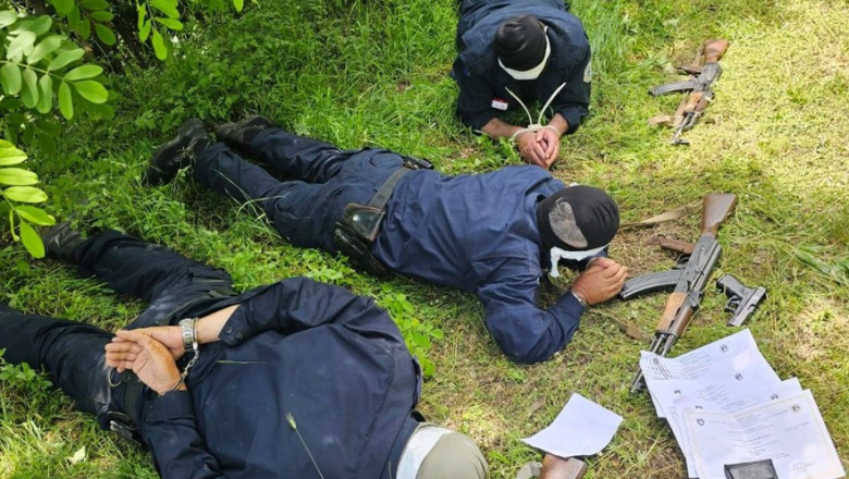 O instanta din Serbia a decis anchetarea in stare de arest a trei politisti kosovari retinuti intr-o zona de frontiera Imagine
