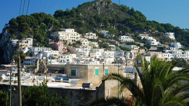 O insula italiana, una dintre cele mai apreciate destinatii turistice, interzisa turistilor din cauza lipsei apei Imagine