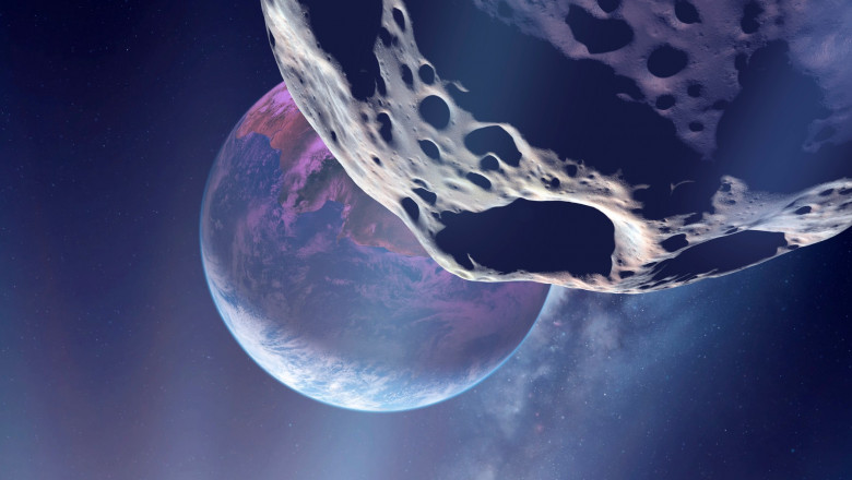 O „luna falsa” urmareste Pamantul in jurul Soarelui de 2.000 de ani. Astronomii abia acum au zarit-o Imagine