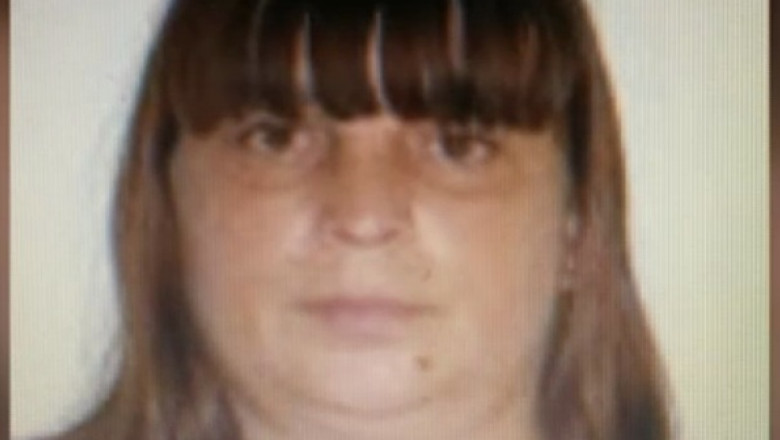 O mama care si-a parasit fetita bolnava de leucemie la spital, data disparuta Imagine