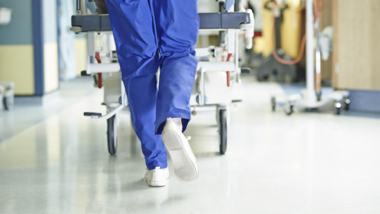 O mama si cei trei copii ai sai au ajuns la spital, dupa ce ar fi mancat jeleuri cu canabis Imagine