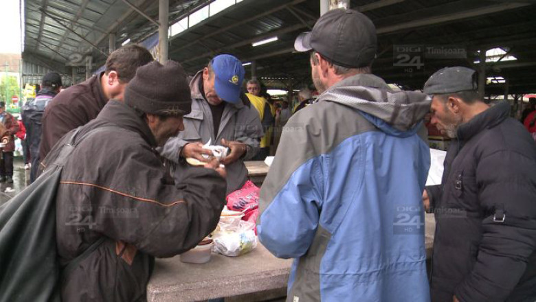 O masa calda, de Paste, pentru nevoiasii Timisoarei  Imagine