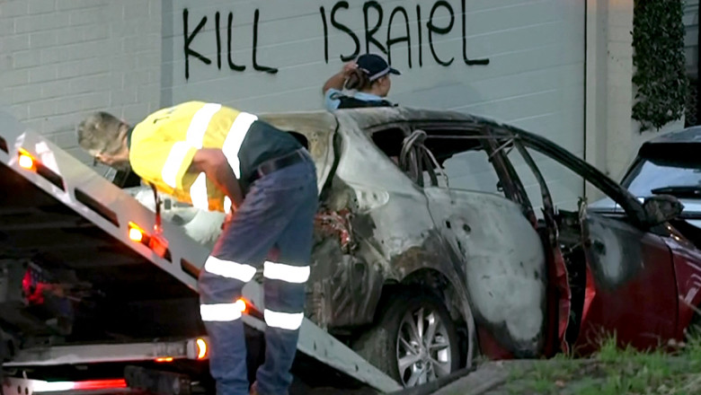O masina a fost incendiata in Australia si mai multe cladiri au fost pictate cu graffiti anti-Israel Imagine