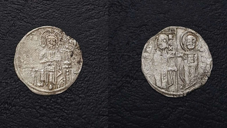 O moneda veche de 700 de ani pe care apar Isus si un rege medieval a fost gasita in Bulgaria Imagine