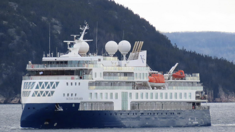 O nava de croaziera de lux cu 206 persoane a esuat in estul Groenlandei. Cel mai apropiat ajutor pe mare e la cateva zile distanta Imagine
