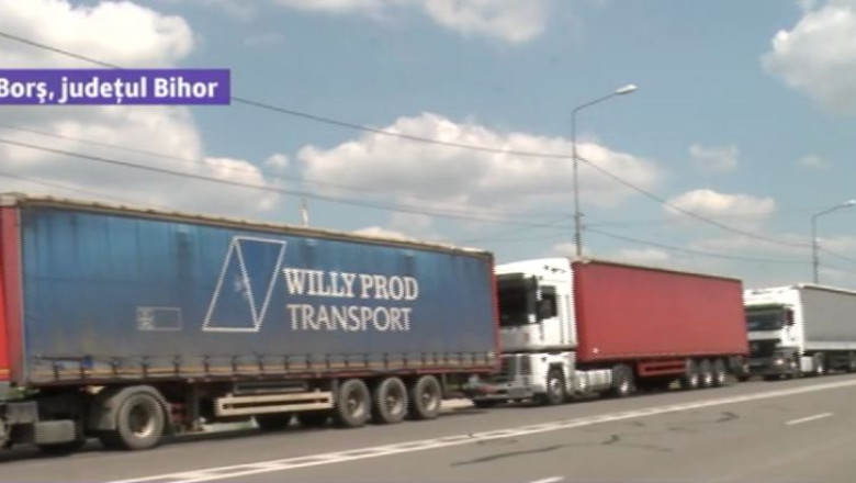 O noua taxa a Ungariei, intrata ieri in vigoare, a format cozi de cativa kilometri in vama Bors Imagine