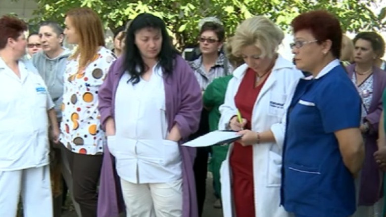 O noua zi de proteste la maternitatea Iasi. Personalul medical respinge demiterea managementului Imagine