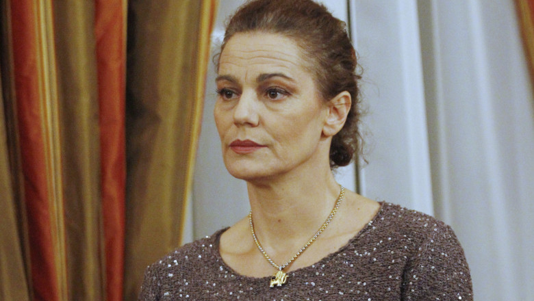 O parte a acoperisului Teatrului Evreiesc de Stat, smulsa de vant. Maia Morgenstern: „Un moment absolut dureros” Imagine