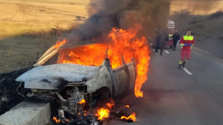 O persoana a murit carbonizata in urma unui accident, in judetul Alba Imagine