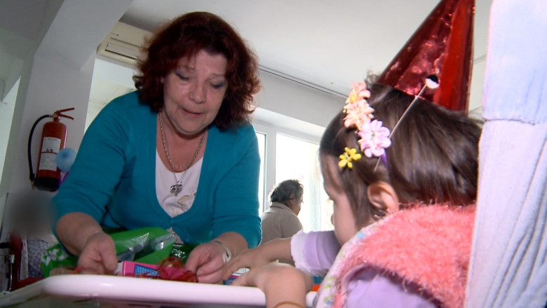 O petrecere, darul cel mai de pret. Copiii cu dizabilitati aflati in grija statului au fost sarbatoriti Imagine