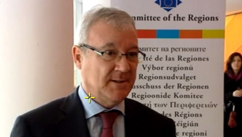 O regionalizare bazata pe criteriul etnic este sortita esecului - experti Imagine