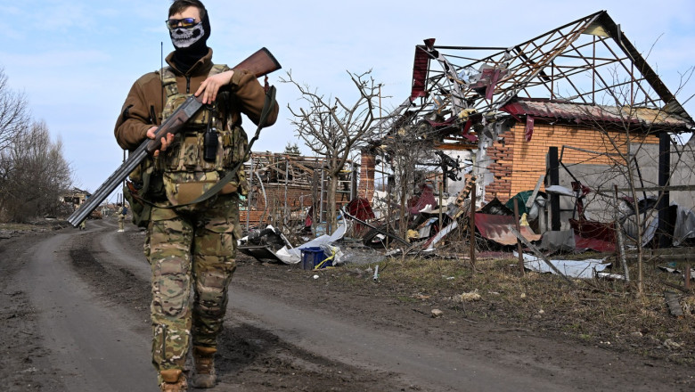 „O rusine uriasa pentru Putin. Totul s-a facut praf”: Cosmarul unei familii din Kursk care nu a fugit din calea ofensivei ucrainene Imagine