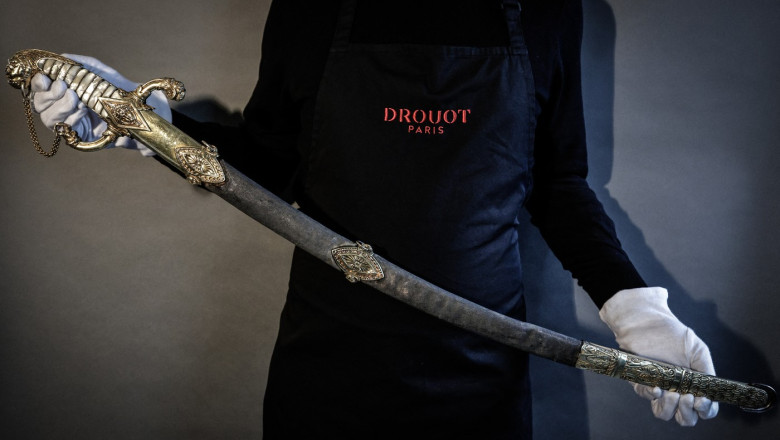 O sabie care i-a apartinut lui Napoleon, vanduta pentru aproape 4,7 milioane de euro la Paris Imagine