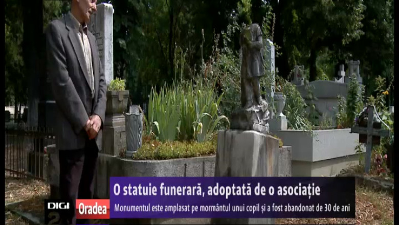 O statuie funerara, adoptata de o asociatie. Monumentul este amplasat pe mormantul unui copil si a fost abandonat de 30 de ani Imagine