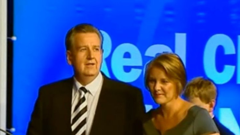 O sticla de vin i-a adus demisia Imagine