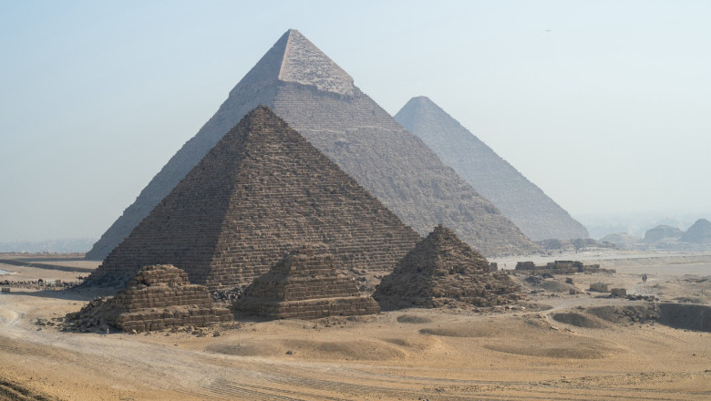 O structura misterioasa in forma de „L” a fost gasita langa Marea Piramida din Giza, iar arheologii nu au aflat inca despre ce e vorba Imagine