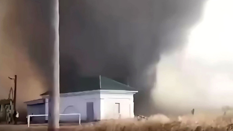 O „tornada de foc”, un fenomen extrem de rar, a facut ravagii in Rusia Imagine
