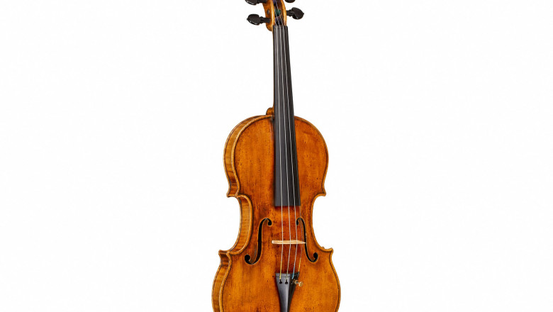 O vioara rara Stradivarius, la care a cantat profesorul lui Albert Einstein, a fost vanduta pentru 15,3 milioane de dolari Imagine