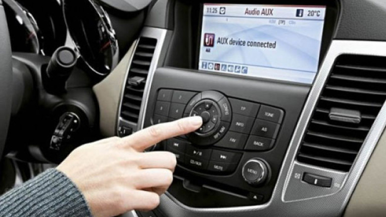 Oamenii de stiinta avertizeaza: Muzica va poate afecta capacitatea de concentrare! Imagine