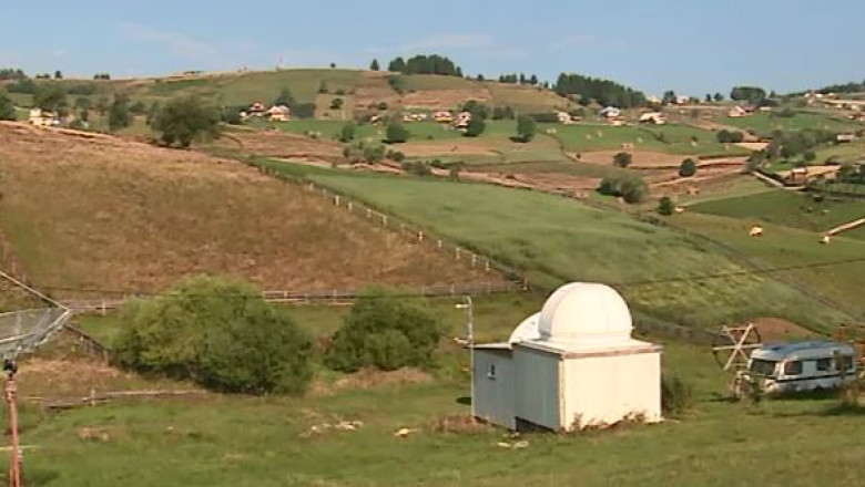 Observator astronomic la sat Imagine