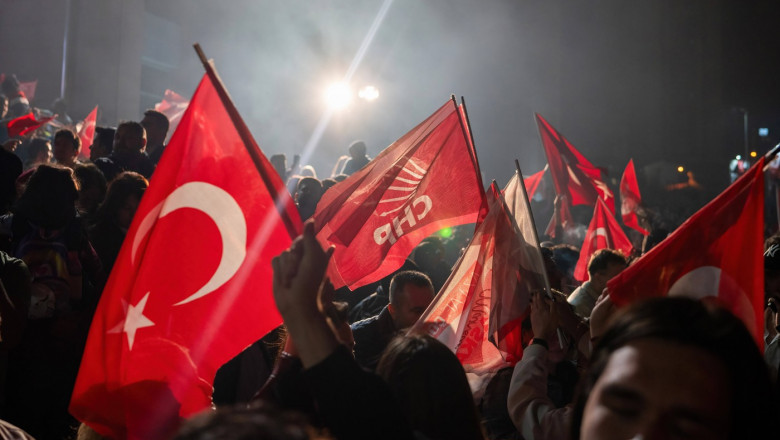 Observatorii europeni spun ca alegerile din Turcia au fost „competitive” dar „mediul politic e clar polarizat” Imagine