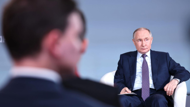 Occidentul crede ca Putin nu poate fi de acord cu pacea din cauza amenintarii problemelor politice interne (Bild) Imagine