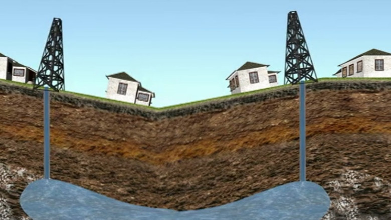 Ocnele Mari. „Noaptea pocnesc toate alea. Toate incheieturile la casa pocnesc. Ma sperie” Imagine