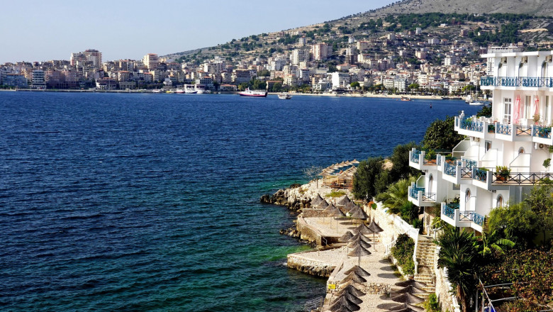 Odinioara era printre cele mai sarace din Europa. Acum, Albania are o sansa sa devina paradis turistic, dar pretul este urias Imagine