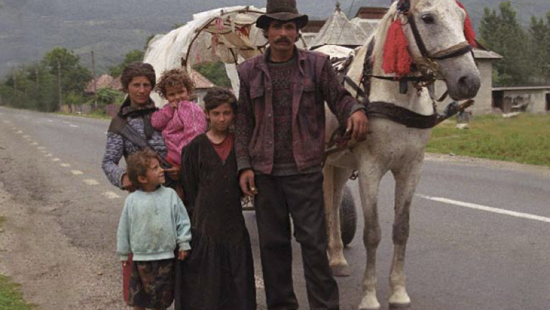 Oficial, in Romania traiesc 620.000 de romi. In realitate ar putea fi de trei ori mai multi Imagine