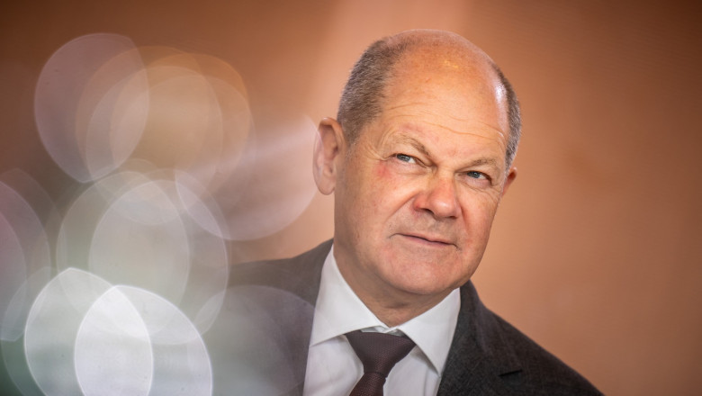 Olaf Scholz a decis ridicarea obiectiilor Germaniei fata de revizuirea politicii europene privind migratia (surse) Imagine