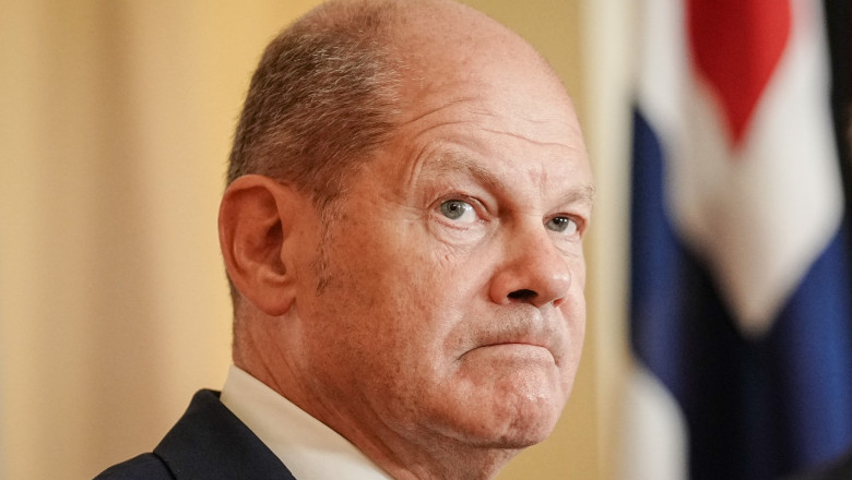 Olaf Scholz scapa de un scandal de evaziune fiscala de cand era primarul Hamburgului. Seiful cu 200.000 de euro Imagine