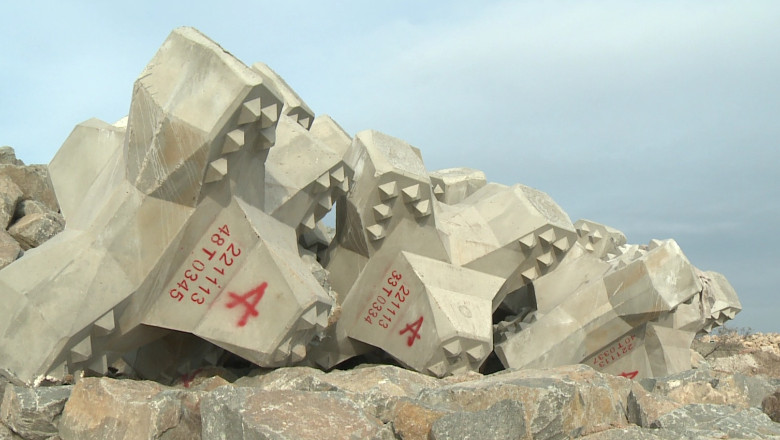 Olandezii s-au apucat de constructia unui dig al viitorului, in Portul Constanta Imagine