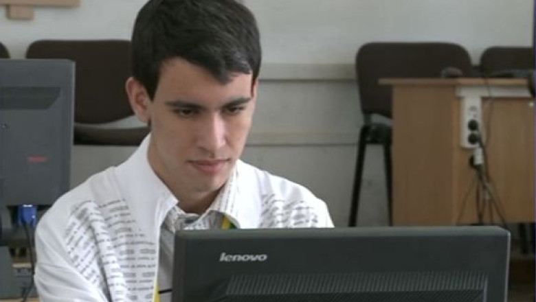 OLIMPICI. Andrei Heidelbacher, premiat la concursuri internationale de informatica, a studiat materia de liceu in doua luni Imagine