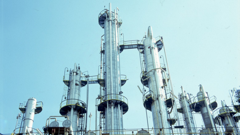 Oltchim si Arpechim si-au gasit un potential investitor in Azerbaidjan Imagine