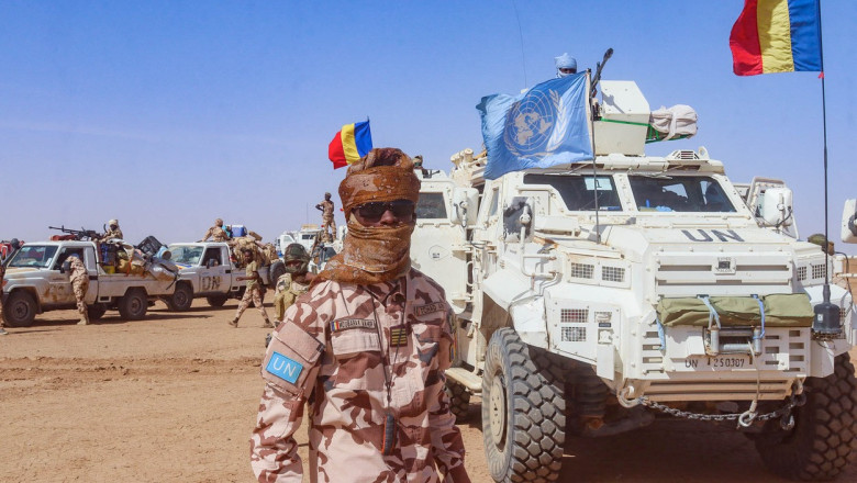 ONU se retrage din Mali. Rebelii tuaregi spun ca au ocupat o baza eliberata de fortele de mentinere a pacii Imagine
