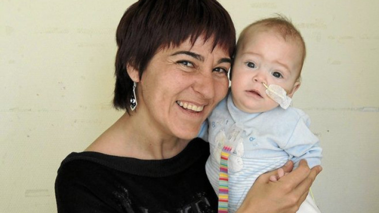 Operatie-maraton in Spania. Unui bebelus i-au fost transplantate sapte organe Imagine