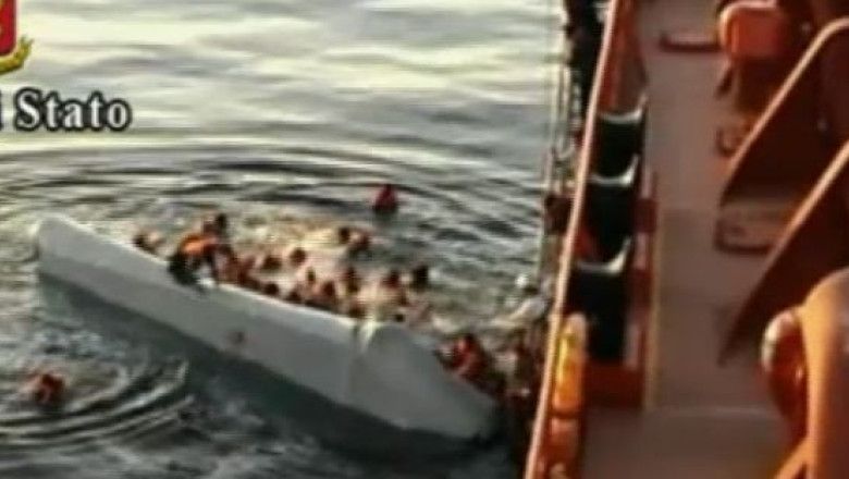 Operatiune de salvare esuata. Trei imigranti africani au murit in timp ce incercau sa ajunga in Italia Imagine