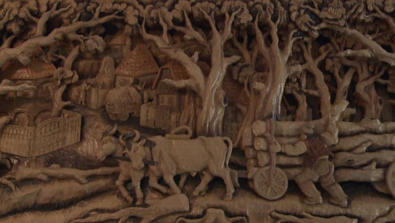 Opere de arta sculptate in lemn. Un constantean realizeaza veritabile basoreliefuri in lemn Imagine