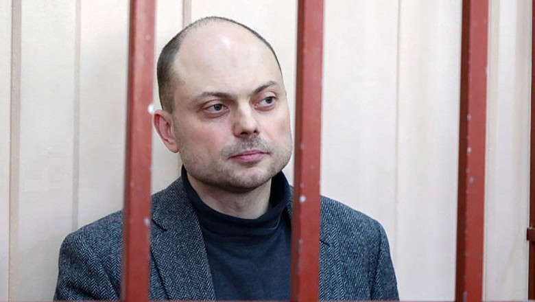 Opozantul lui Putin, 11 luni de izolare, 13 penitenciare: “In noaptea cand m-au scos din celula, eram sigur ca ma duc la executie” Imagine