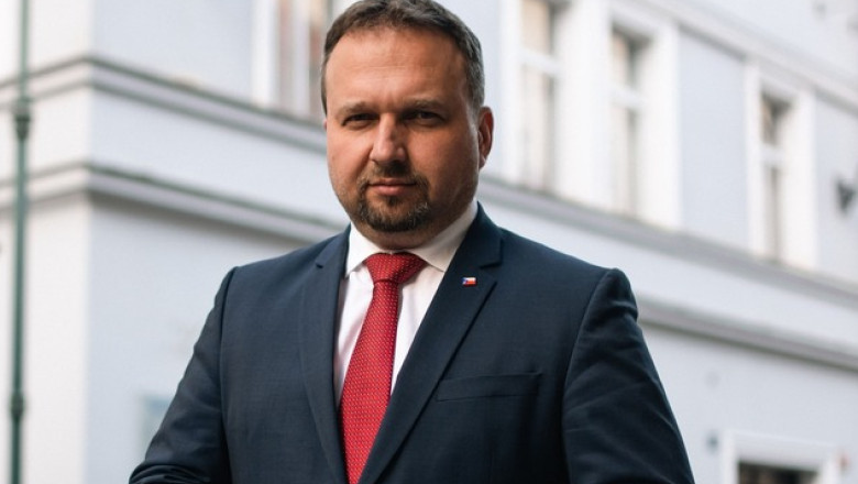 Opozitia din Cehia cere demisia vicepremierului, dupa ce s-a aflat ca a mers la o petrecere in noaptea atacului armat din Praga Imagine